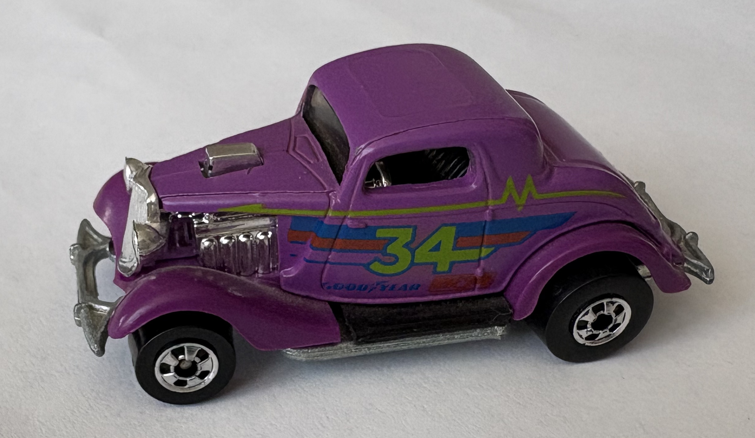 3-WINDOW '34