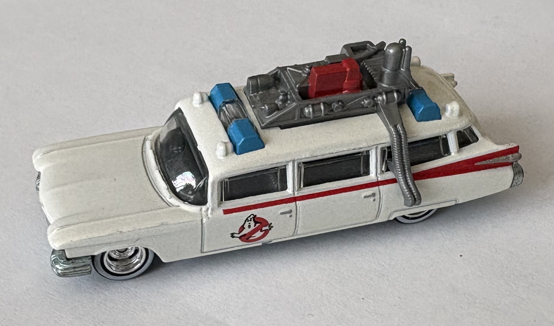 ECTO-1 GHOSTBUSTERS CARTOON CAR