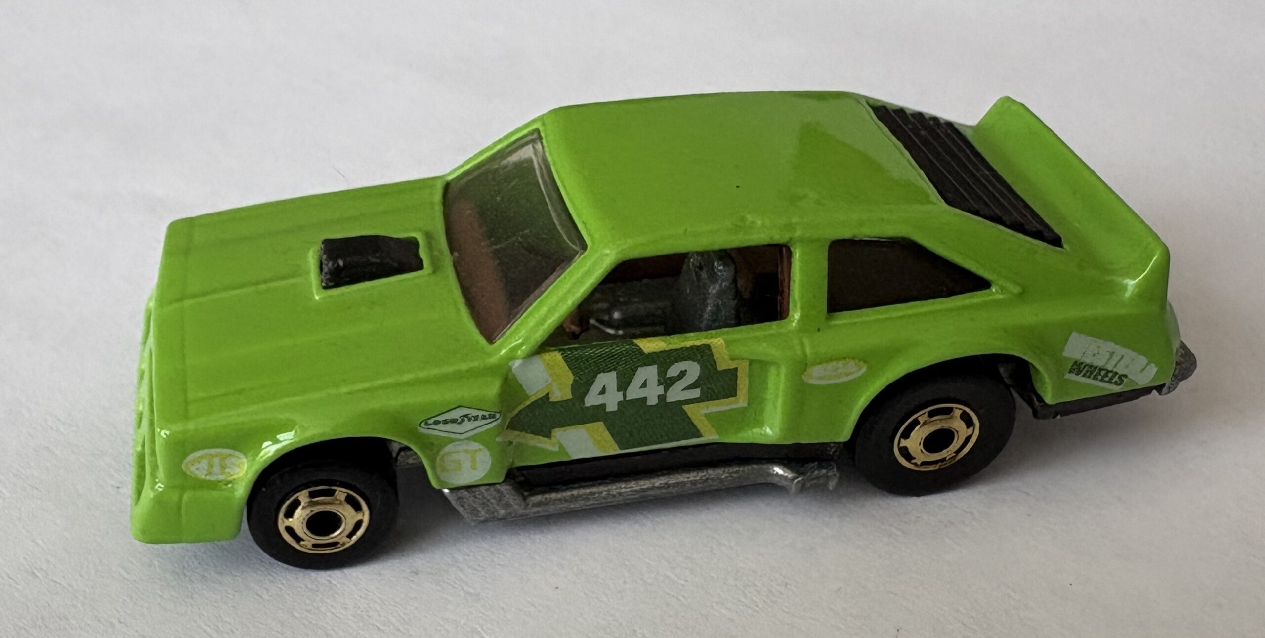 FLAT OUT 442