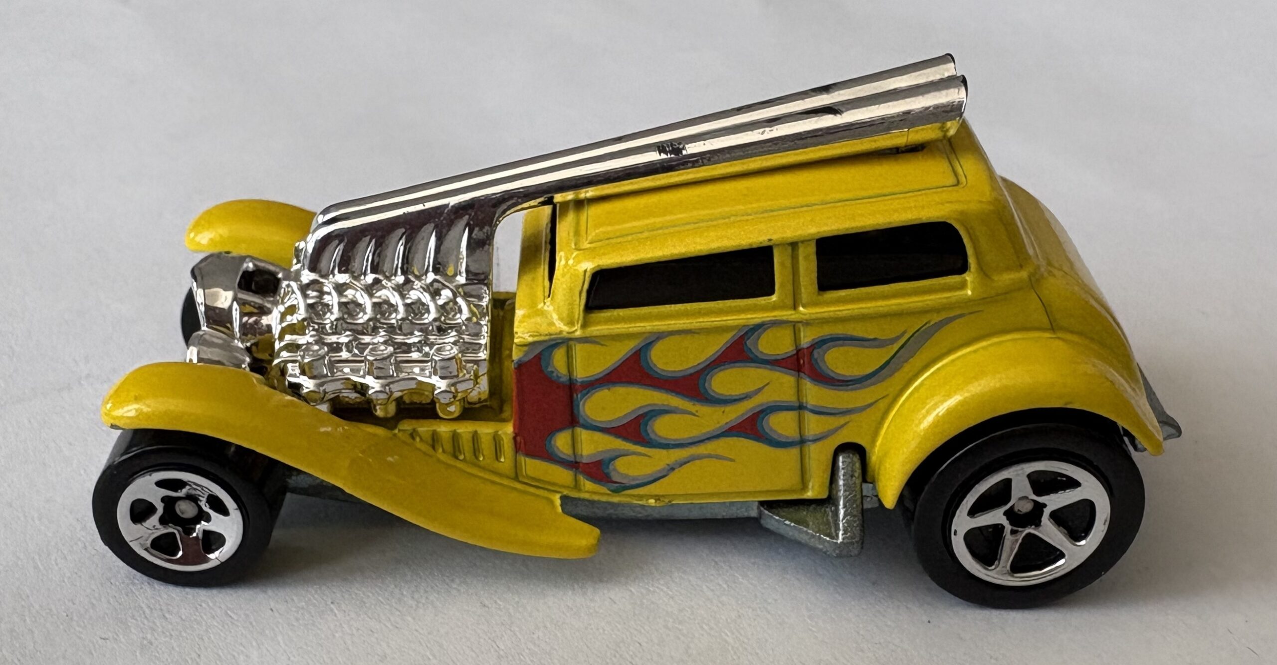 STRAIGHT PIPES