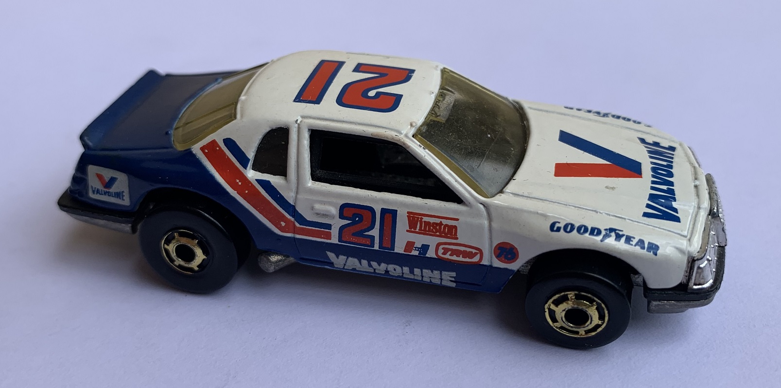 THUNDERBIRD STOCKER